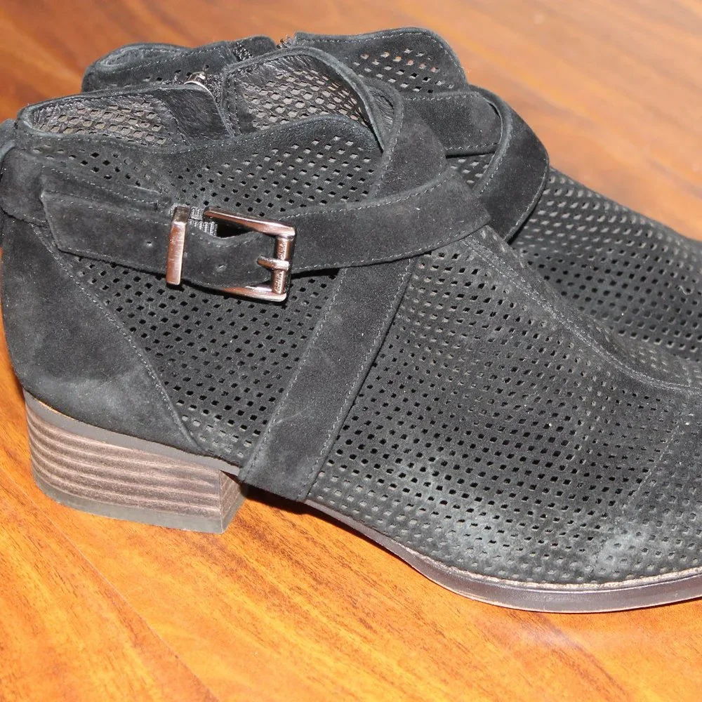 Vince Camuto Black Perforated Suede Ankle boots 36 6